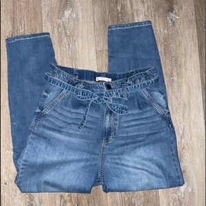 S.O Mom Jeans Paper Bag Tie